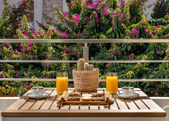 Rhodes Center Santa Maria *